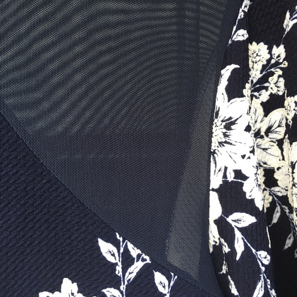 Maurices navy floral sheer shoulder sheath NWT XXL - Picture 4 of 7